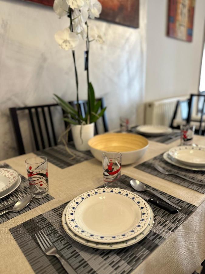 Alexandros Family Home Tesalonika Bagian luar foto